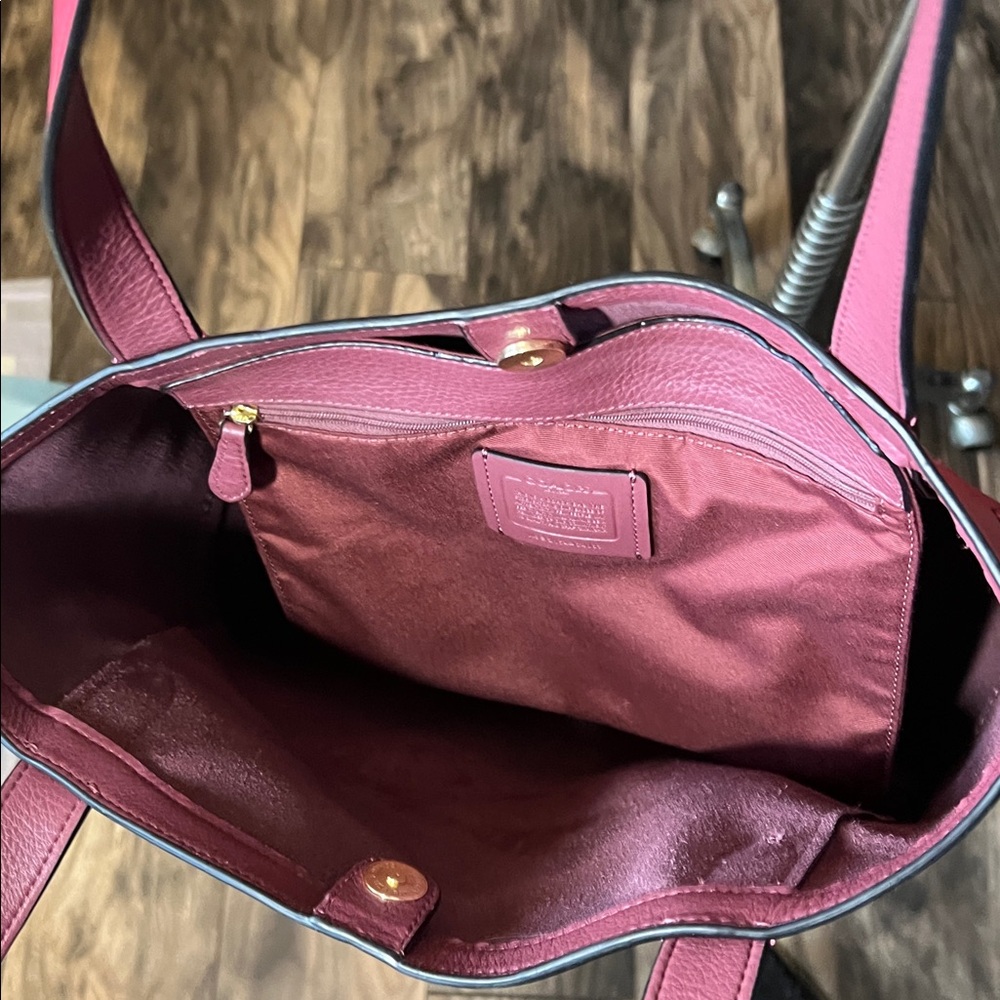 Coach Coral Tote Bag - Picture 4 of 5